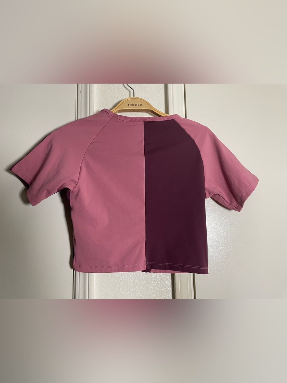 Gymshark asymmetric crop top - Picture 5 of 5